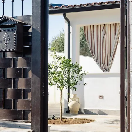 Homestay Torre Ulisse Locazione Turistica Affitti Brevi *